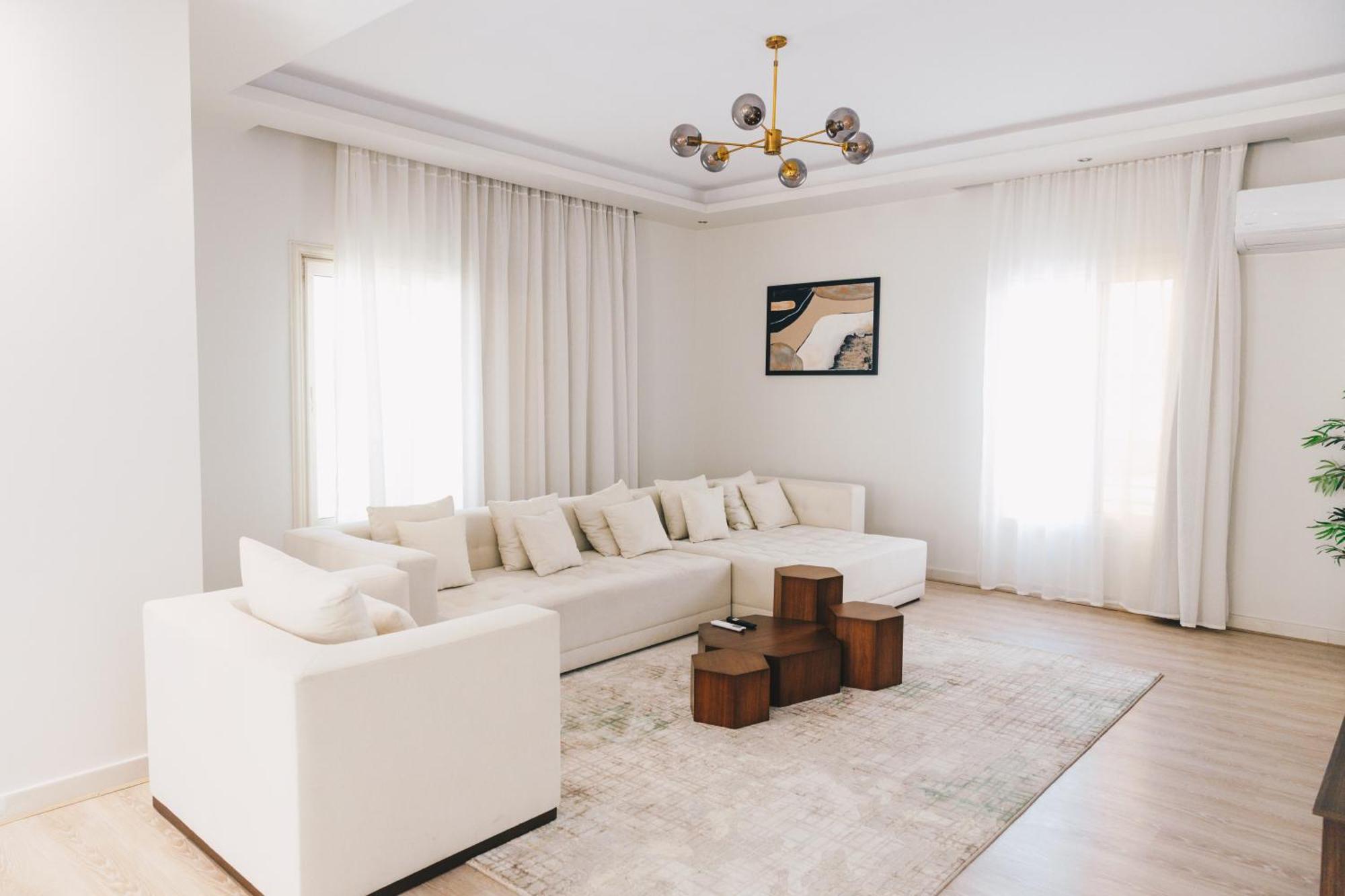 The Seven Six Near Waterway 5a Mall By Elegant Apartment *