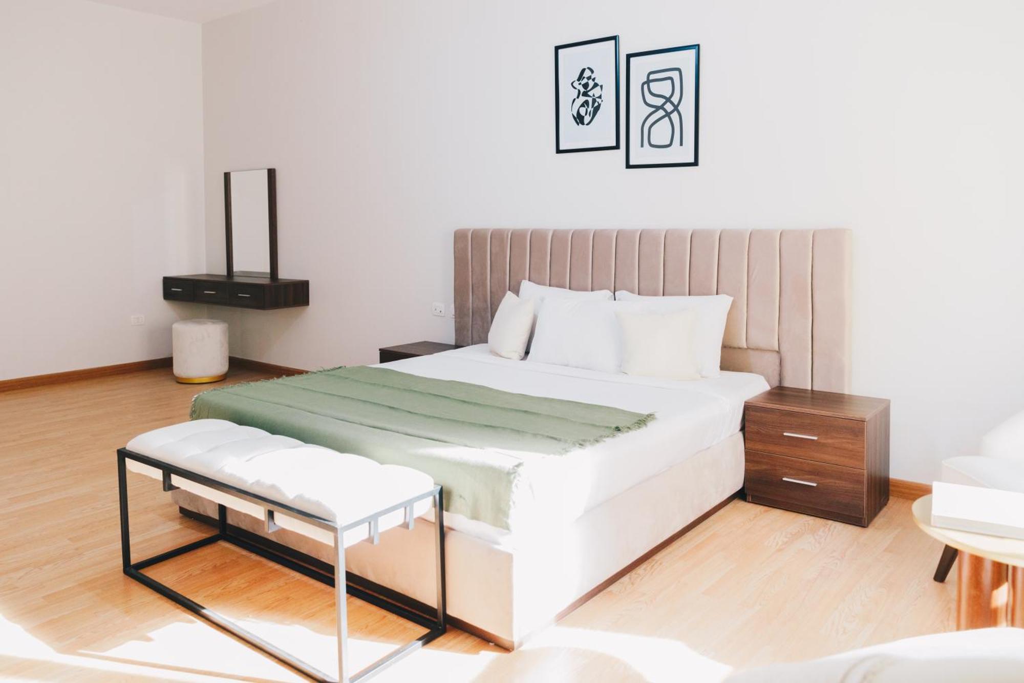 The Seven Six Near Waterway 5a Mall By Elegant Apartment *