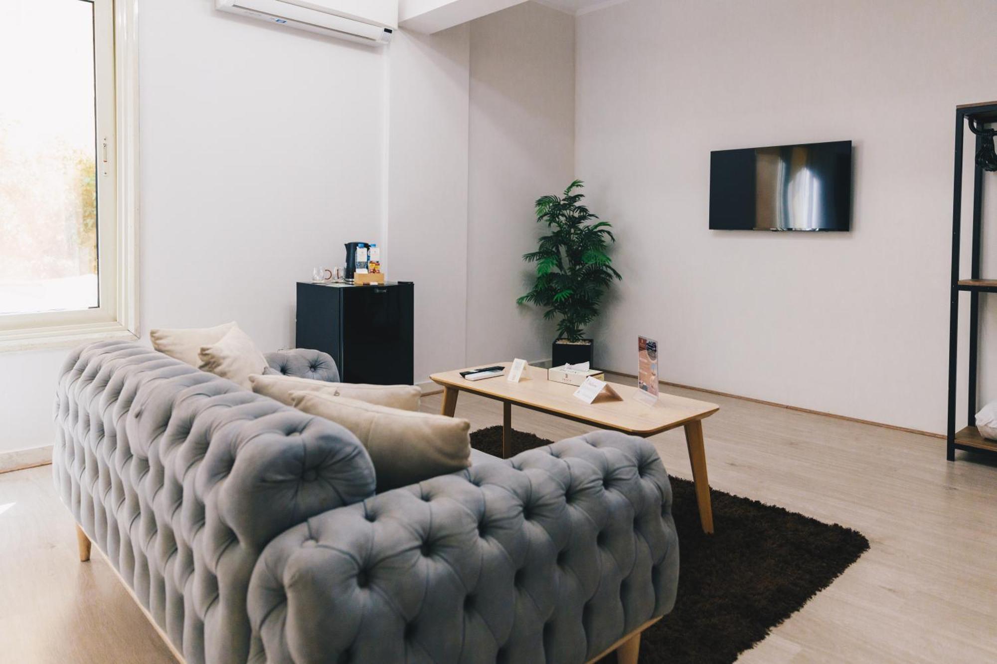 Apartment The Seven Six Near Waterway 5a Mall By Elegant *