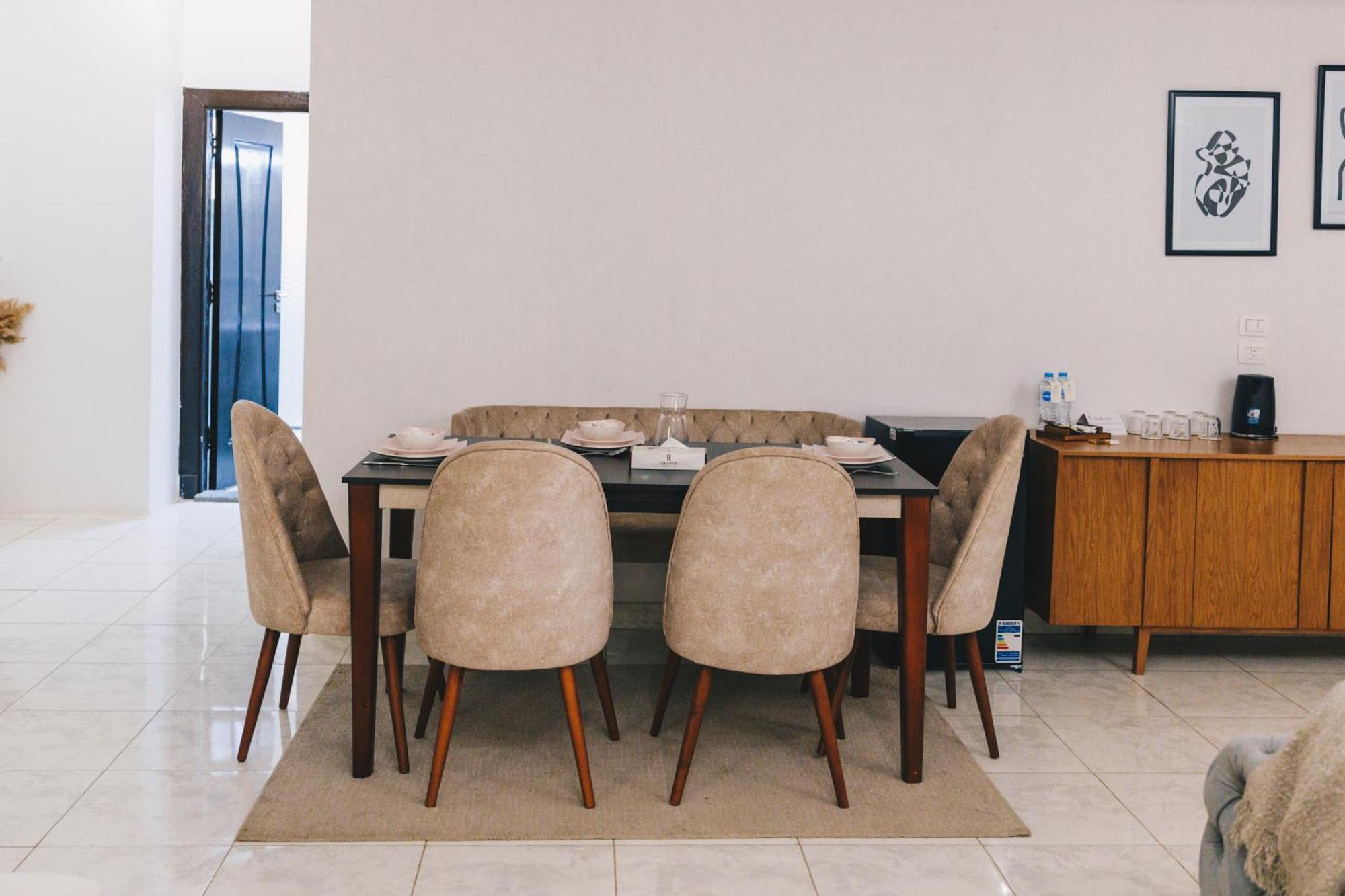 Apartment The Seven Six Near Waterway 5a Mall By Elegant *